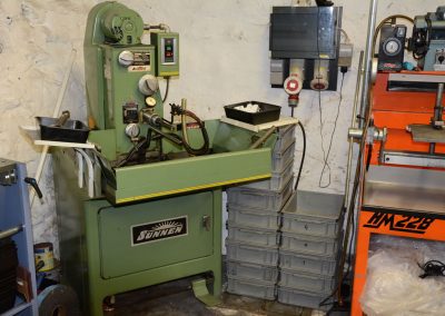 Kleine hoon machine voor drijfstangen